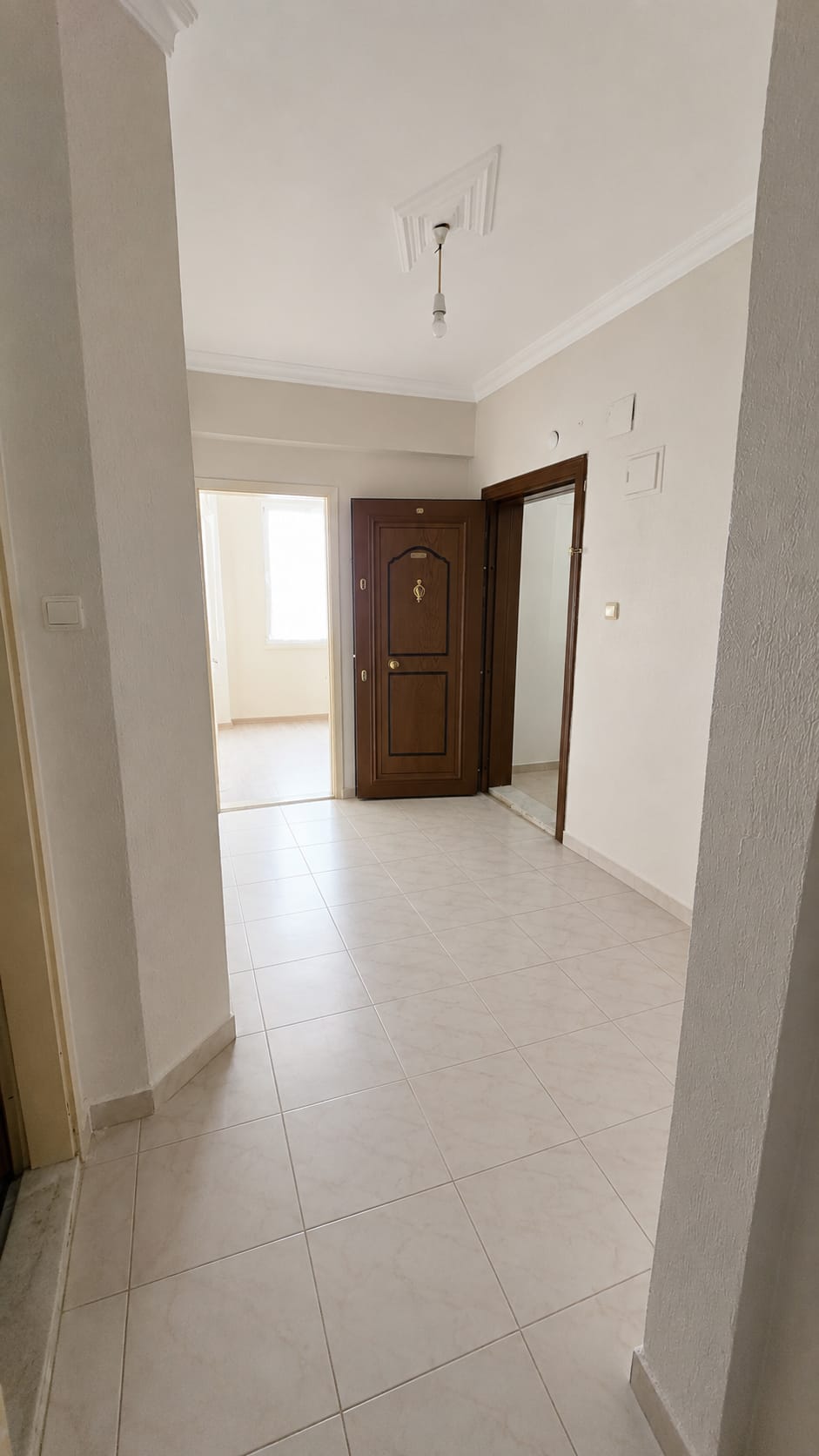 MABEL'DEN BOSNAHERSEK MAH ESKON SİTESİNDE 2+1 SATILIK DAİRE